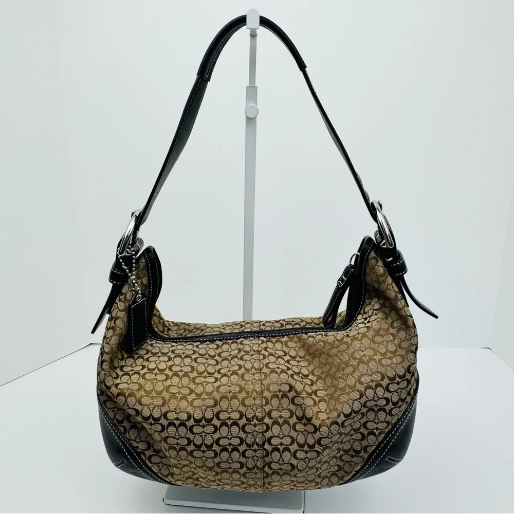Coach Vintage Signature Soho Hobo Shoulder Bag. Iconic Coach 